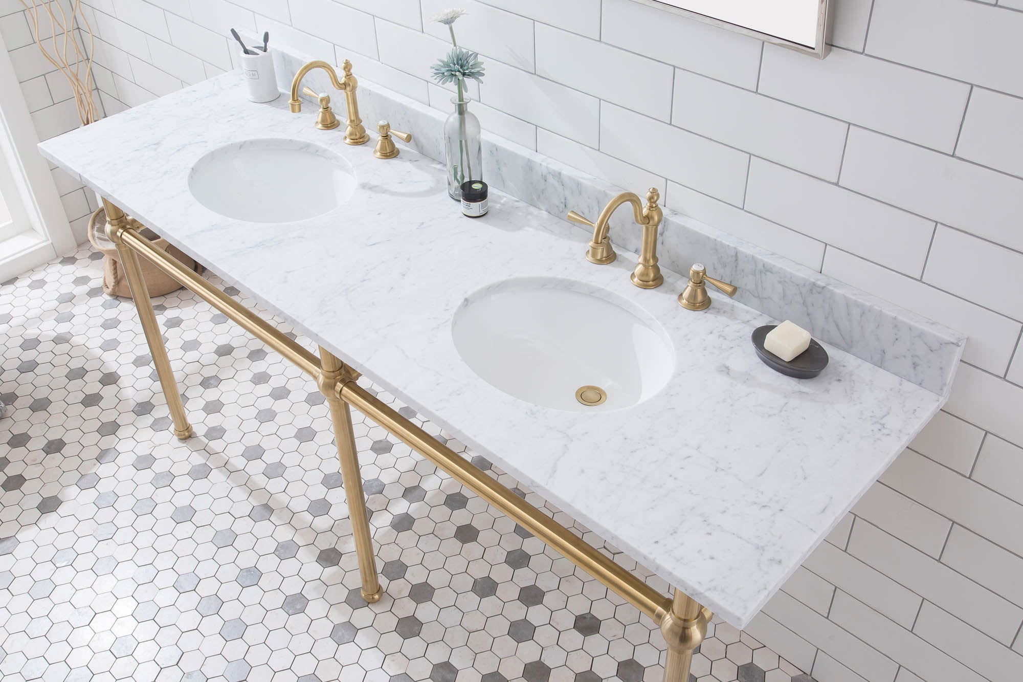 Why Carrara Marble Is the Top Choice for Bathroom Vanities