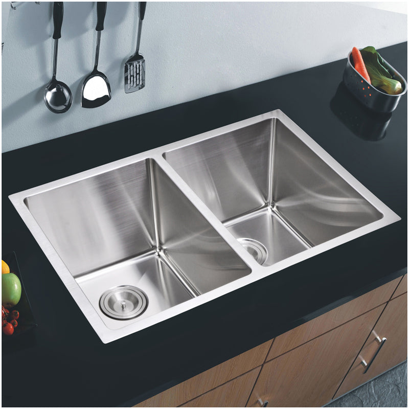 31 In. X 18 In. 50/50 Double Bowl Stainless Steel Hand Made Undermount Kitchen Sink With Coved Corners
